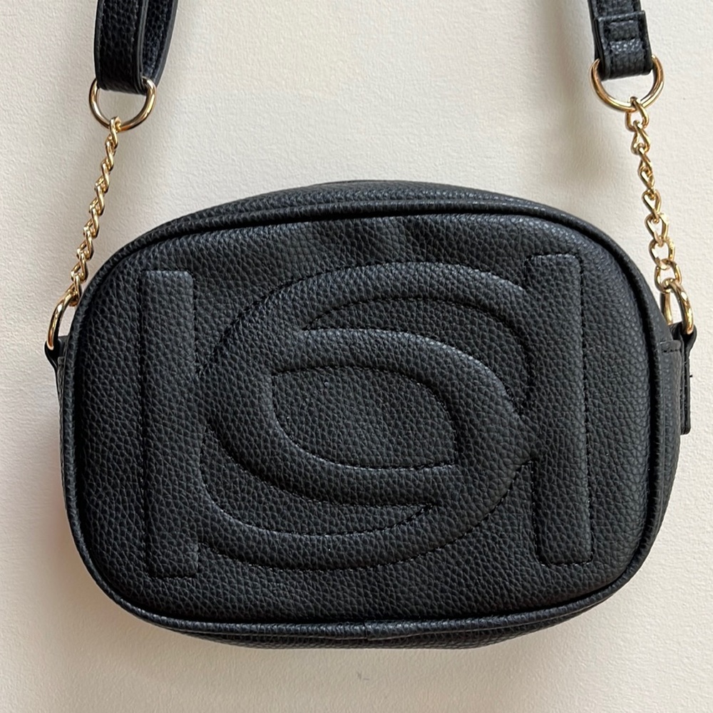 New BeBe Black Bag Gold Chain